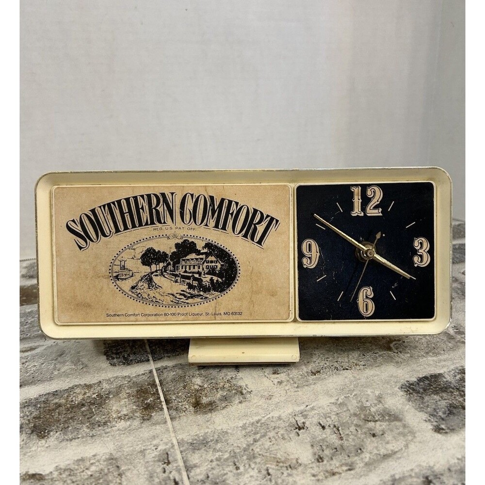 Vintage Southern Comfort Desk Clock Cream & Black Brand Logo Battery Operated